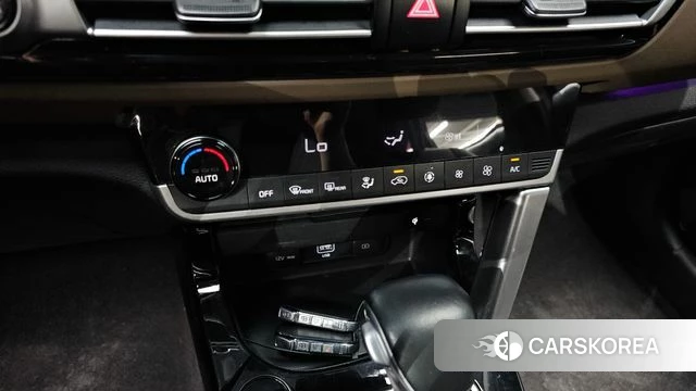 Kia Seltos 2019 Синий из Кореи, фото 6