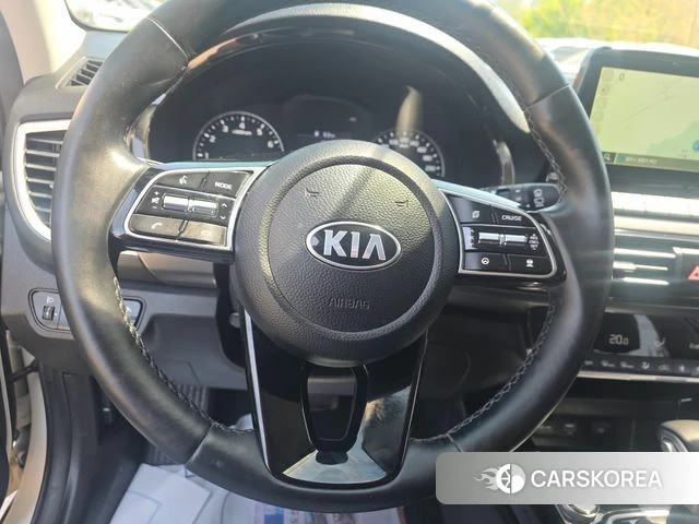 Kia Seltos 2021 Белый из Кореи, фото 6