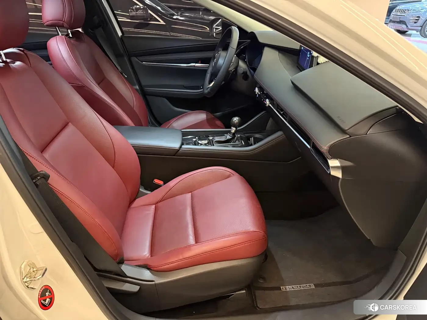 Mazda 3 2024 Белый из Китая, фото 6