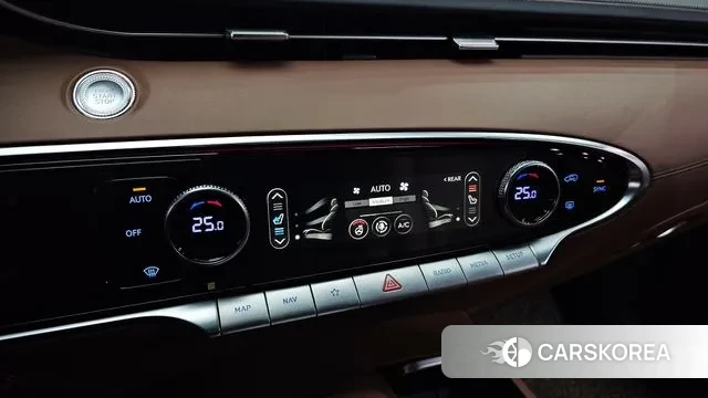 Genesis GV70 2023 Белый из Кореи, фото 6
