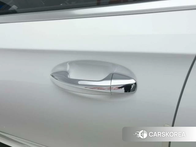 Mercedes-Benz Class A 2025 Белый из Китая, фото 6