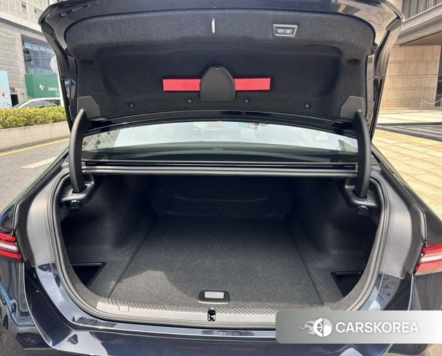 BMW i5 2025 Черный из Китая, фото 6