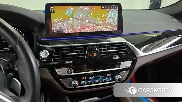 BMW 5 Series (G30) 2022 Белый из Кореи, фото 6