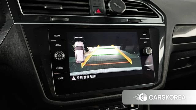 Volkswagen Tiguan second Generation 2020 Белый из Кореи, фото 6