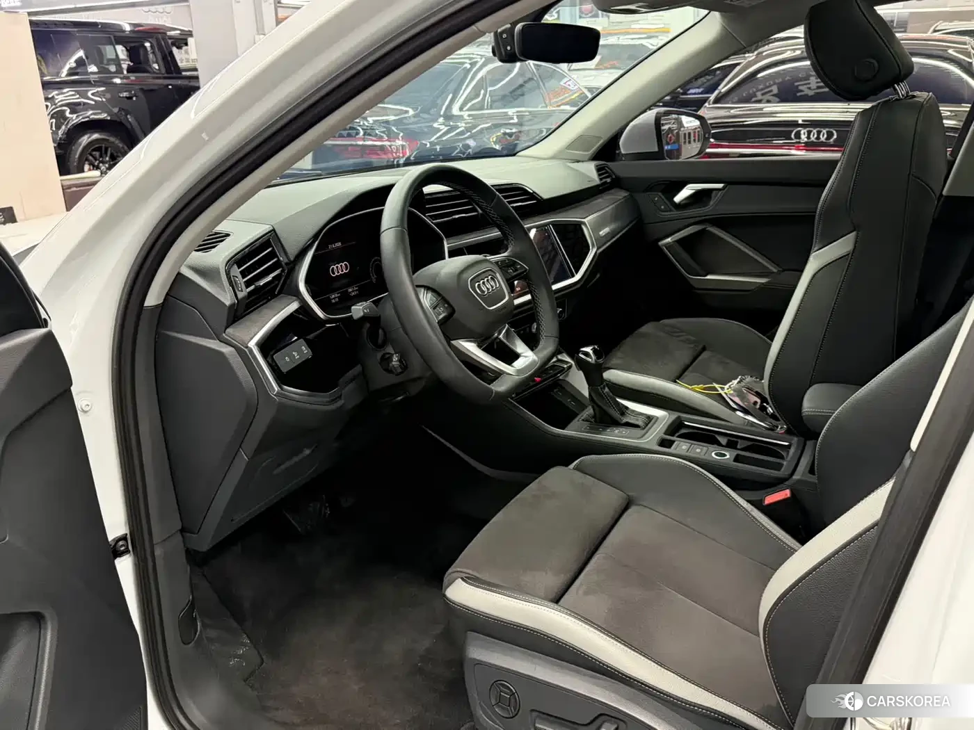 Audi Q3 2023 Белый из Китая, фото 6