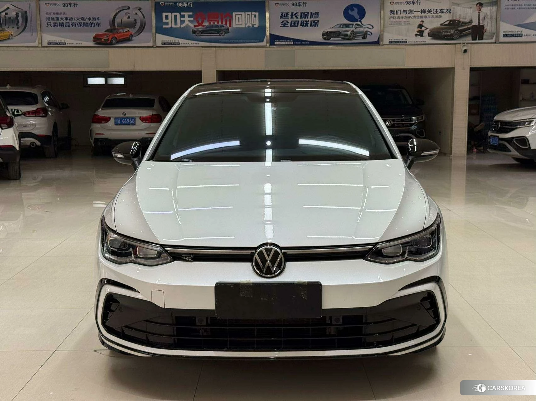 Volkswagen Golf 2023 Белый из Китая, фото 6