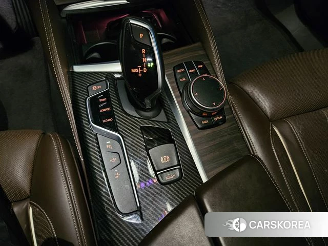 BMW 6 Series GT (G32) 2018 Серебряный из Кореи, фото 6