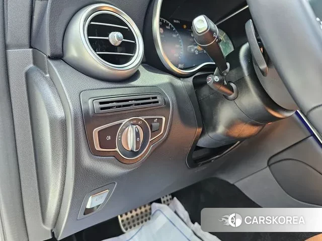 Mercedes-Benz GLC-Class X253 2022 Белый из Кореи, фото 6