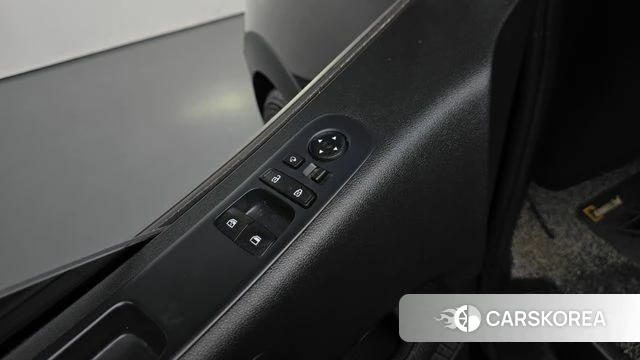 Hyundai Staria 2023 Черный из Кореи, фото 6