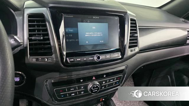 Ssangyong The New Rexton Sport 2023 Темно-зеленый из Кореи, фото 6