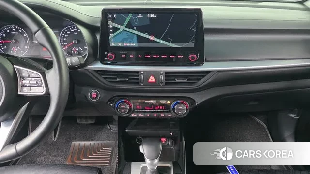 Kia The New K3 2nd generation 2022 Белый из Кореи, фото 6