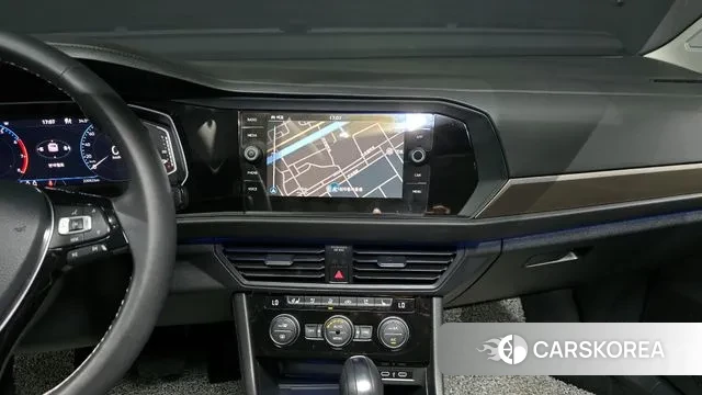 Volkswagen 7th Generation of Jetta 2021 Белый из Кореи, фото 6