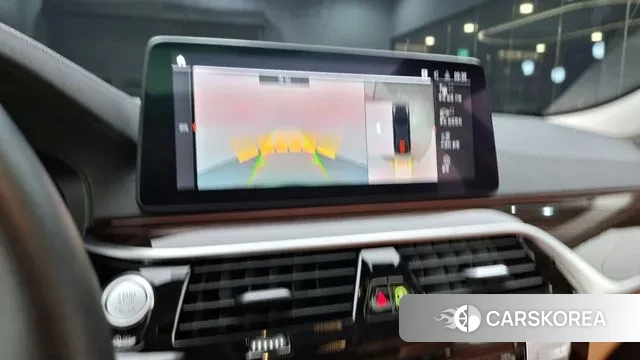 BMW 5 Series (G30) 2023 Черный из Кореи, фото 6