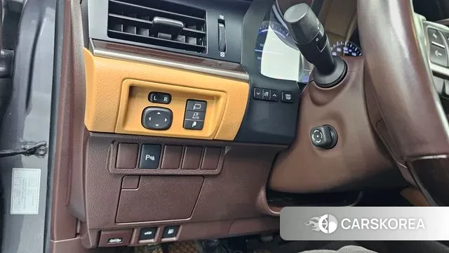 Lexus New ES300h 2018 Серый из Кореи, фото 6