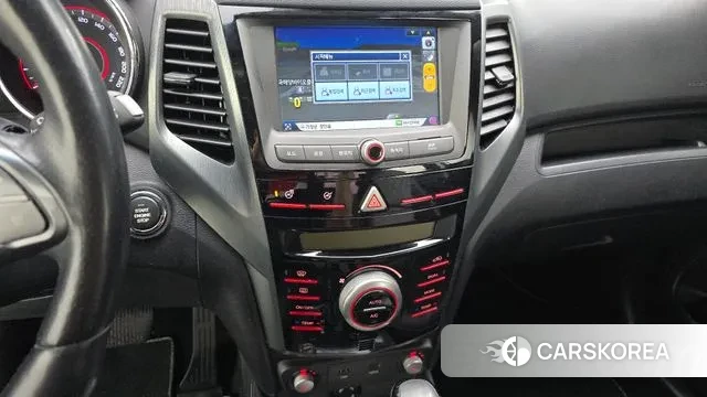 Ssangyong Tivoli Armor 2018 Белый из Кореи, фото 6