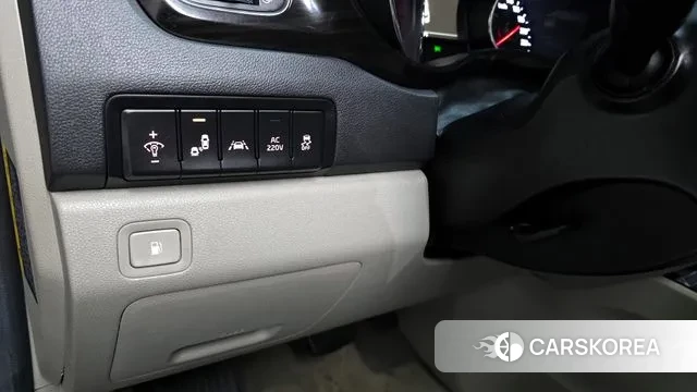 Kia The New Carnival 2018 Серый из Кореи, фото 6