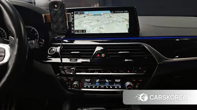 BMW 5 Series (G30) 2018 Серый из Кореи, фото 6