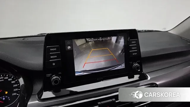 Kia Seltos 2022 Белый из Кореи, фото 6