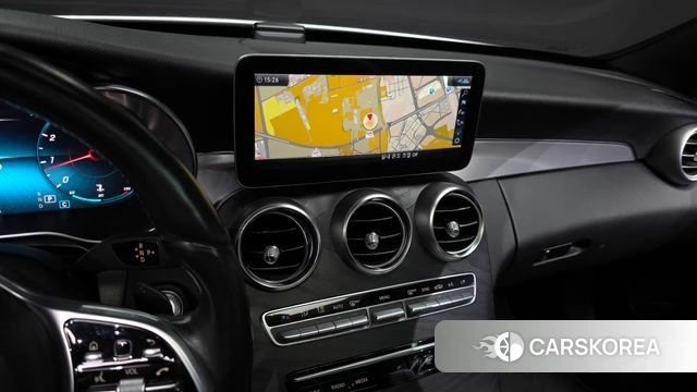 Mercedes-Benz C-Class W205 2021 Белый из Кореи, фото 6