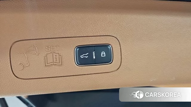 Lincoln Aviator 2nd generation 2022 Черный из Кореи, фото 6
