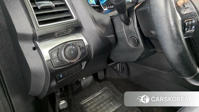 Ford Explorer 2018 Черный из Кореи, фото 6