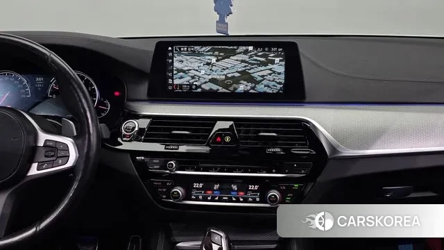 BMW 5 Series (G30) 2018 Белый из Кореи, фото 6