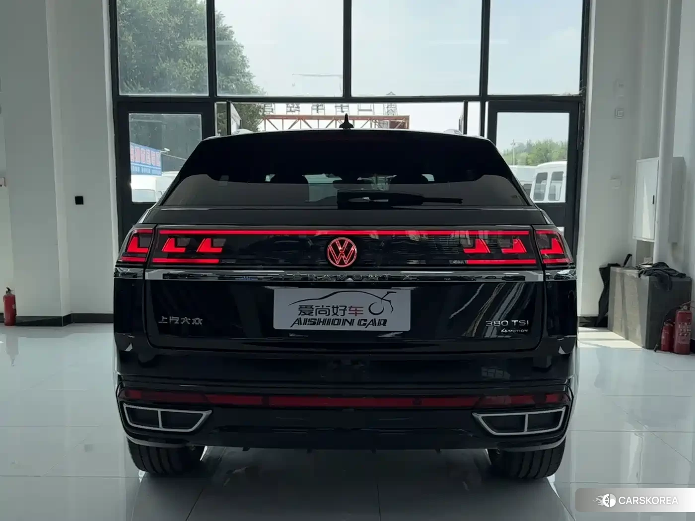 Volkswagen Touareg 2026 Черный из Китая, фото 6