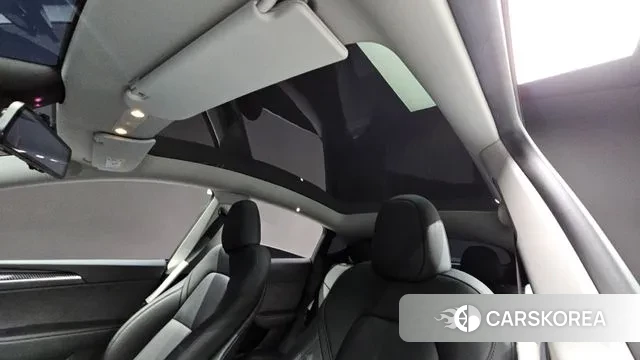 Tesla Model Y 2024 Белый из Кореи, фото 6