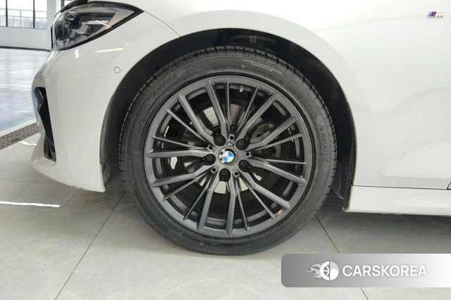 BMW 3 series id 3882392 из Китая 6
