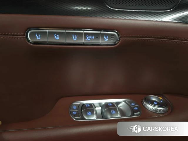 Genesis G90 (RS4) 2022 Черный из Кореи, фото 6