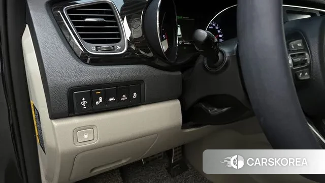 Kia The New Carnival 2018 Серый из Кореи, фото 6