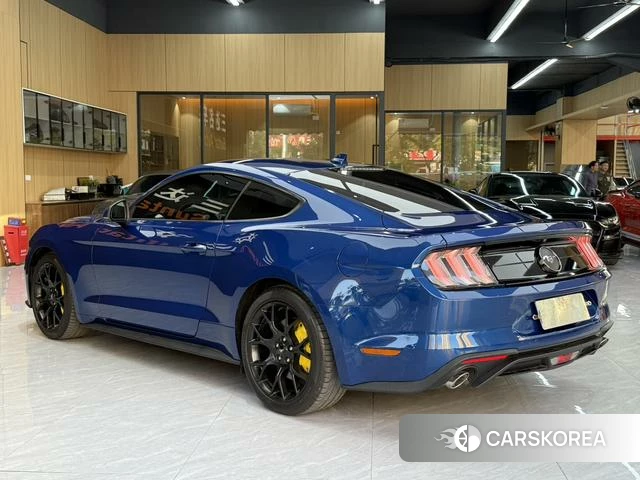Ford Mustang 2022 Синий из Китая, фото 6