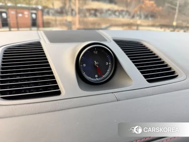 Porsche Cayenne (PO536) 2023 Серебристо-серый из Кореи, фото 6