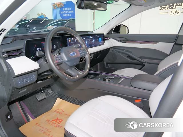 Ford Mondeo 2024 Белый из Китая, фото 6