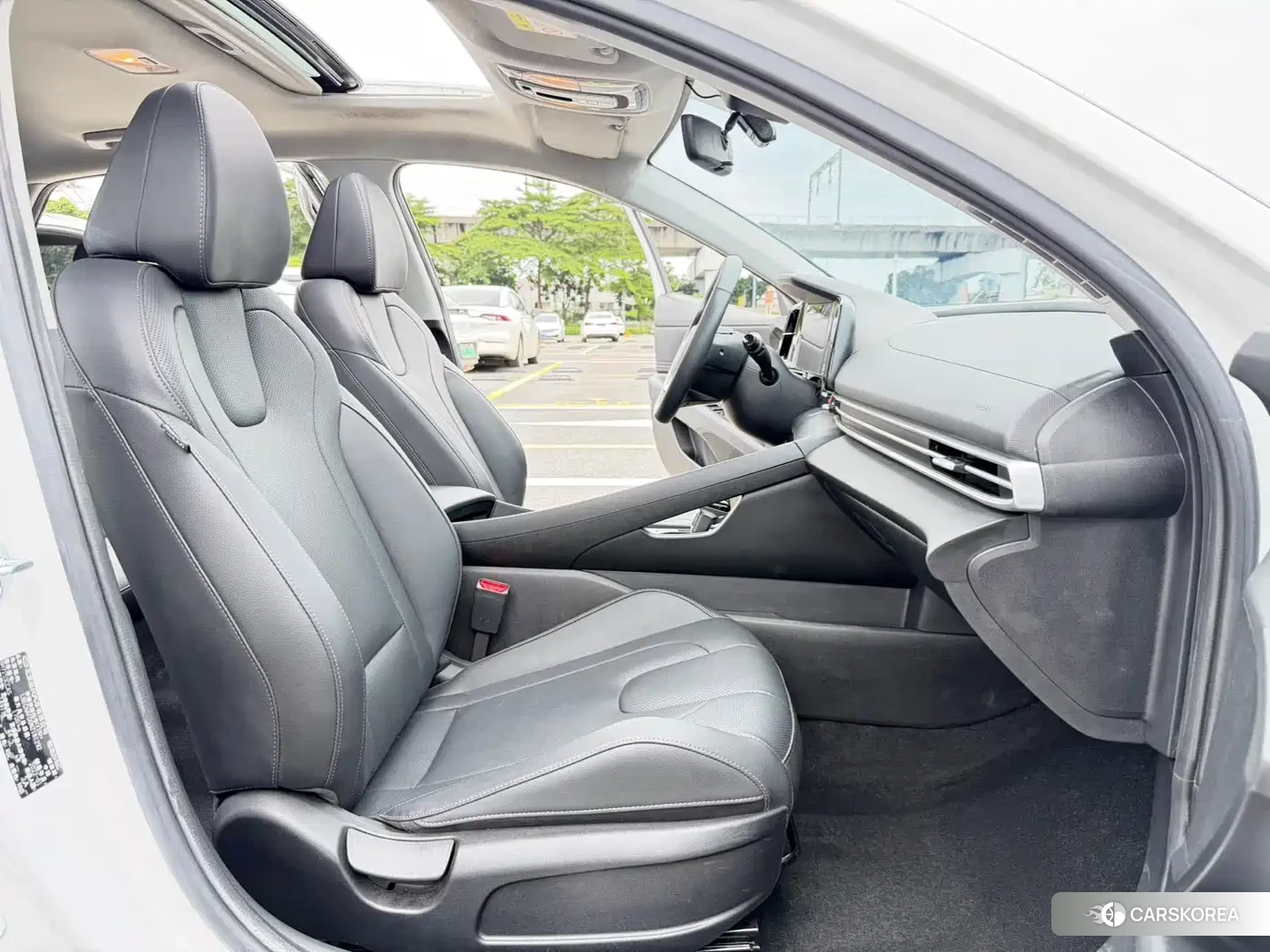 Hyundai Elantra 2022 Белый из Китая, фото 6