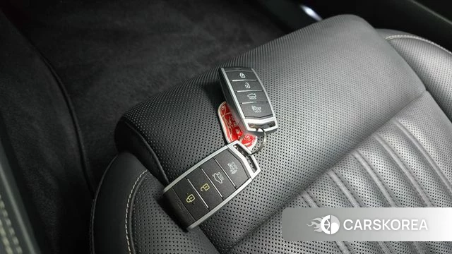 Genesis G90 2019 Черный из Кореи, фото 6