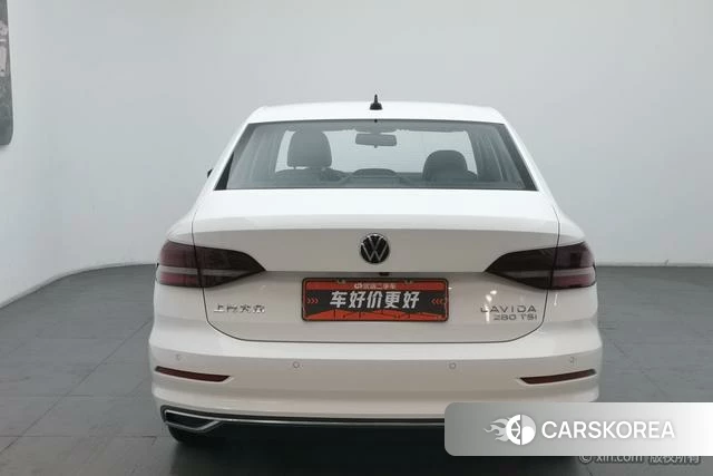 Volkswagen Lavida 2022 Белый из Китая, фото 6