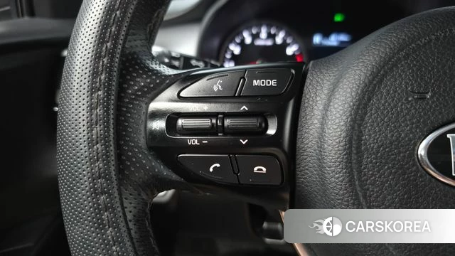 Kia Stonic 2018 Синий из Кореи, фото 6