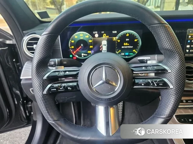 Mercedes-Benz E-Class W213 2021 Черный из Кореи, фото 6