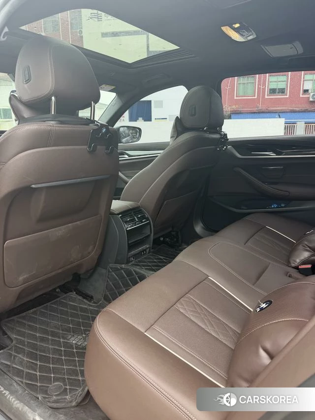 BMW 5 series 2021 Черный из Китая, фото 6