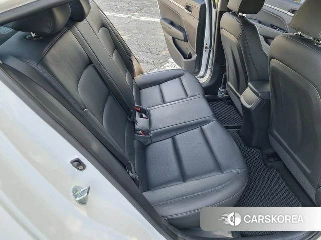 Hyundai Avante AD 2018 Белый из Кореи, фото 6