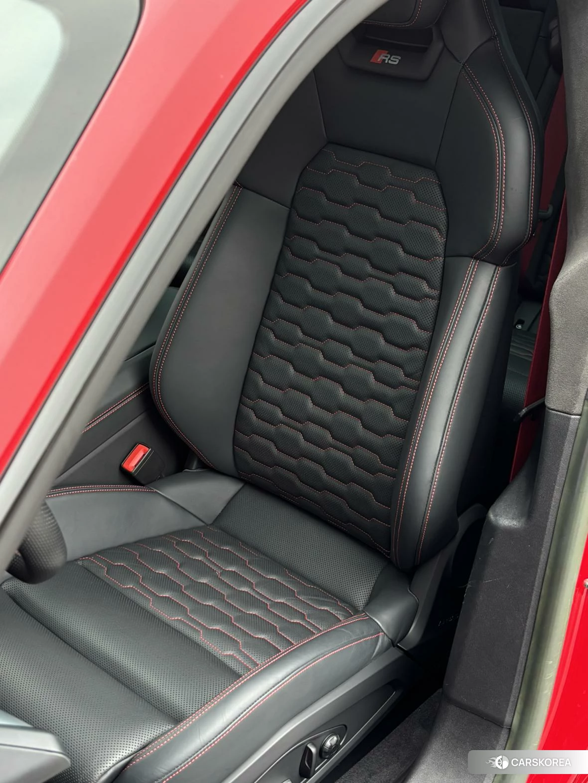 Audi e-tron GT 2023 Красный из Китая, фото 6
