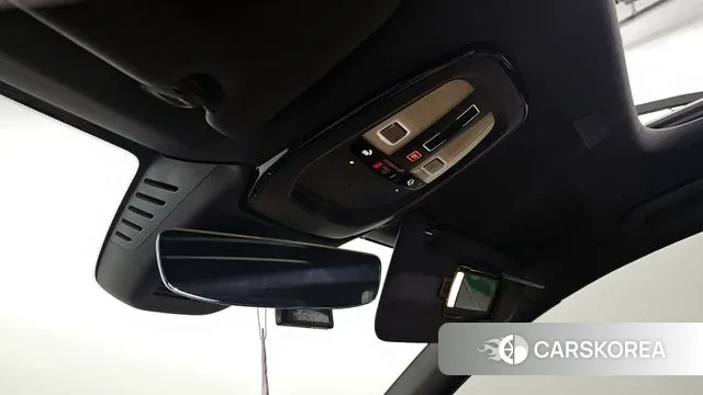 Volvo XC60 second Generation 2023 Белый из Кореи, фото 6