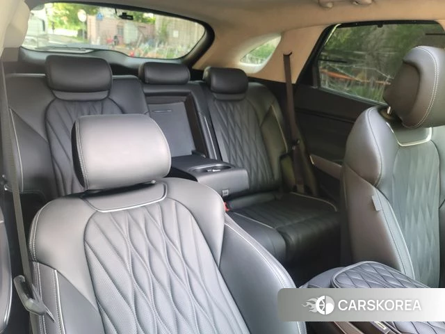 Genesis GV70 2023 Черный из Кореи, фото 6