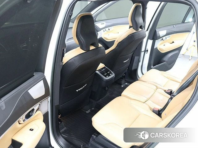 Volvo XC90 second Generation 2022 Белый из Кореи, фото 6