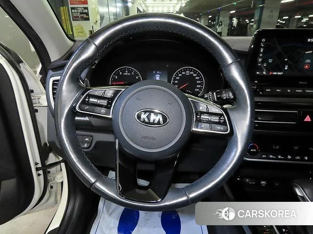 Kia Seltos 2019 Белый из Кореи, фото 6