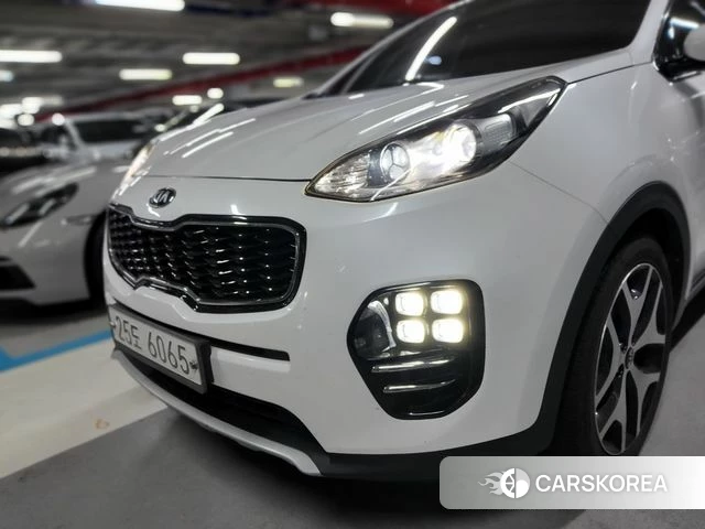 Kia Sportage 4th Generation 2018 Белый из Кореи, фото 6