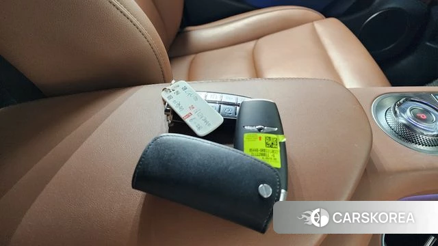 Genesis GV70 2022 Черный из Кореи, фото 6