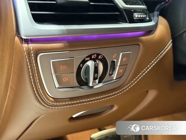 BMW 7 series 2021 Черный из Китая, фото 6