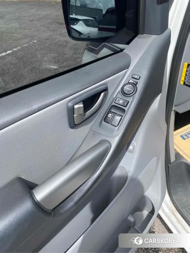 Hyundai The New Grand Starex 2019 Белый из Кореи, фото 6